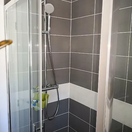 Διαμέρισμα Rue Haute Des Bains