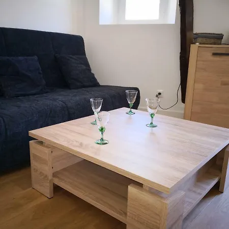 Rue Haute Des Bains 아파트