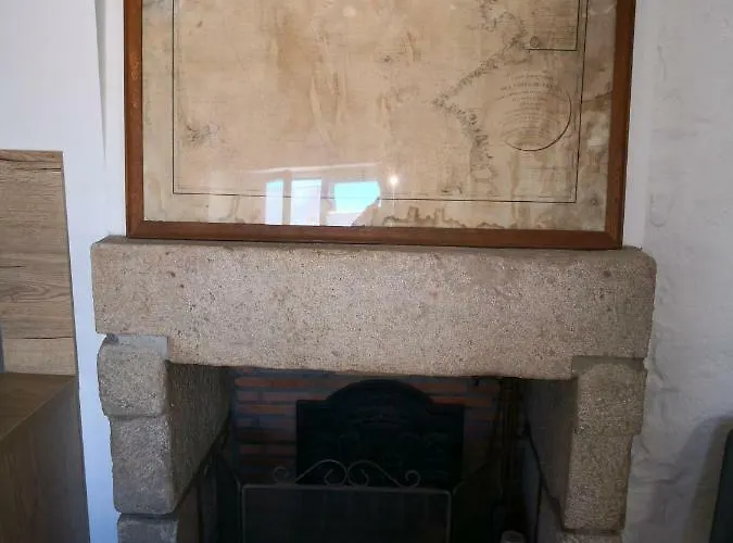 Rue Haute Des Bains *